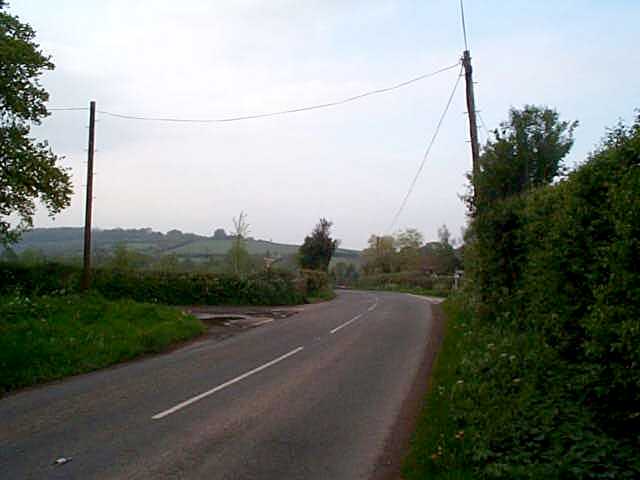 N Entering from Bosbury on B4214, boundary crosses here